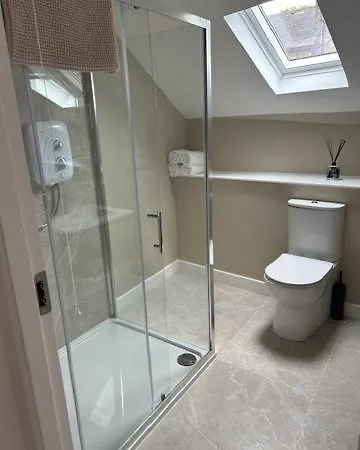 Apartment Homes No1 Newmans Mall *